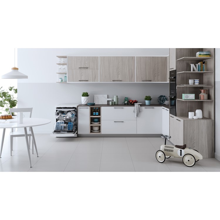 Indesit DFO3T133F 14 Place Freestanding Dishwasher With Cutlery Tray - White