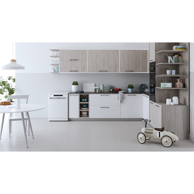 Indesit DFO3T133F 14 Place Freestanding Dishwasher With Cutlery Tray - White