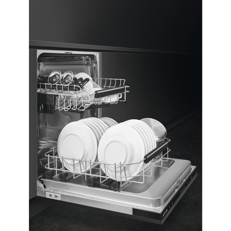 Smeg Universal Integrated Slimline Dishwasher - Black control panel