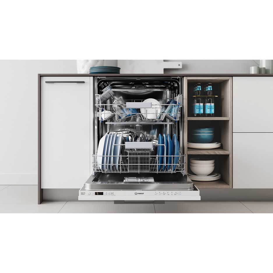Indesit 13 Place Settings Fully Integrated Dishwasher DIC3B16UK