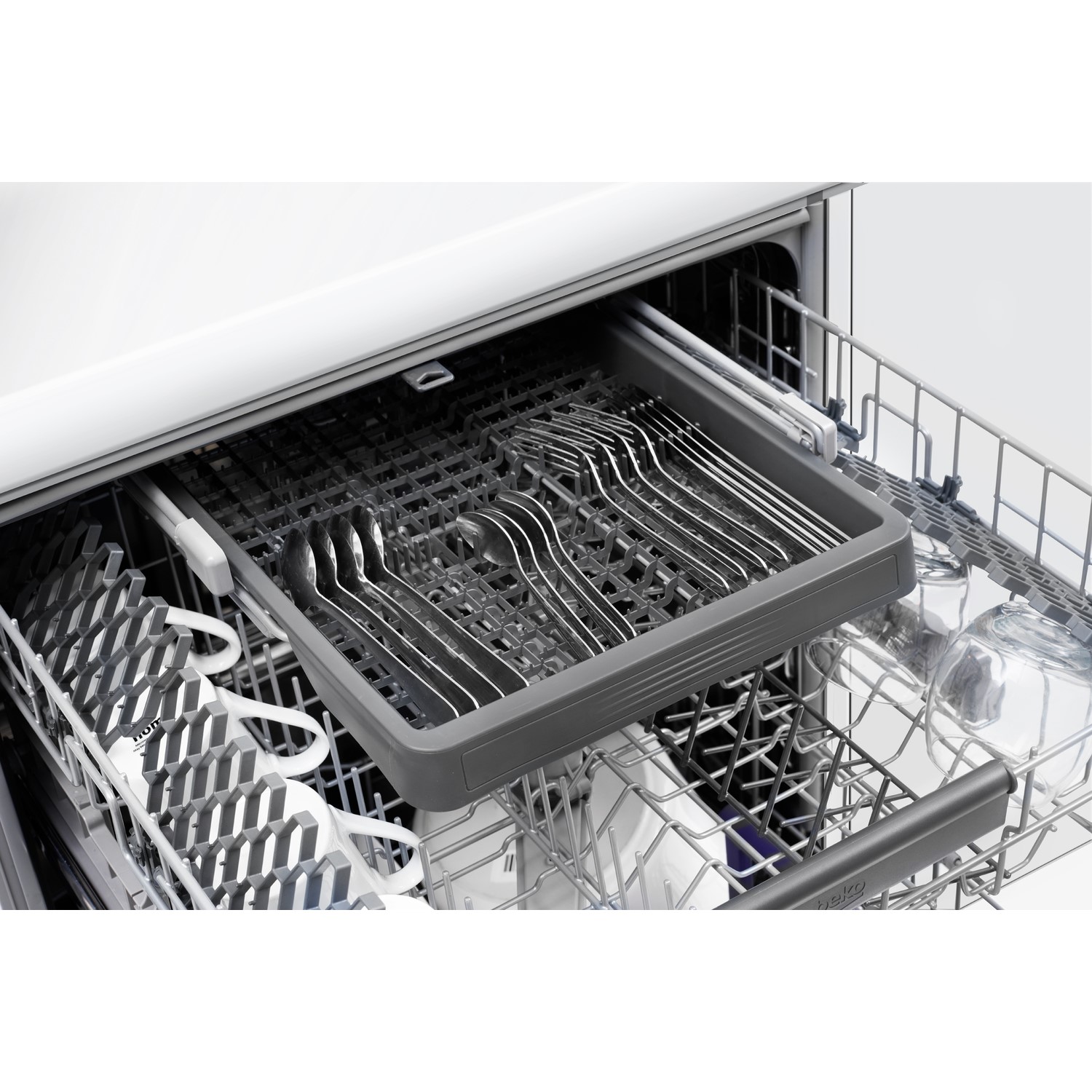 slimline integrated dishwasher with cutlery tray