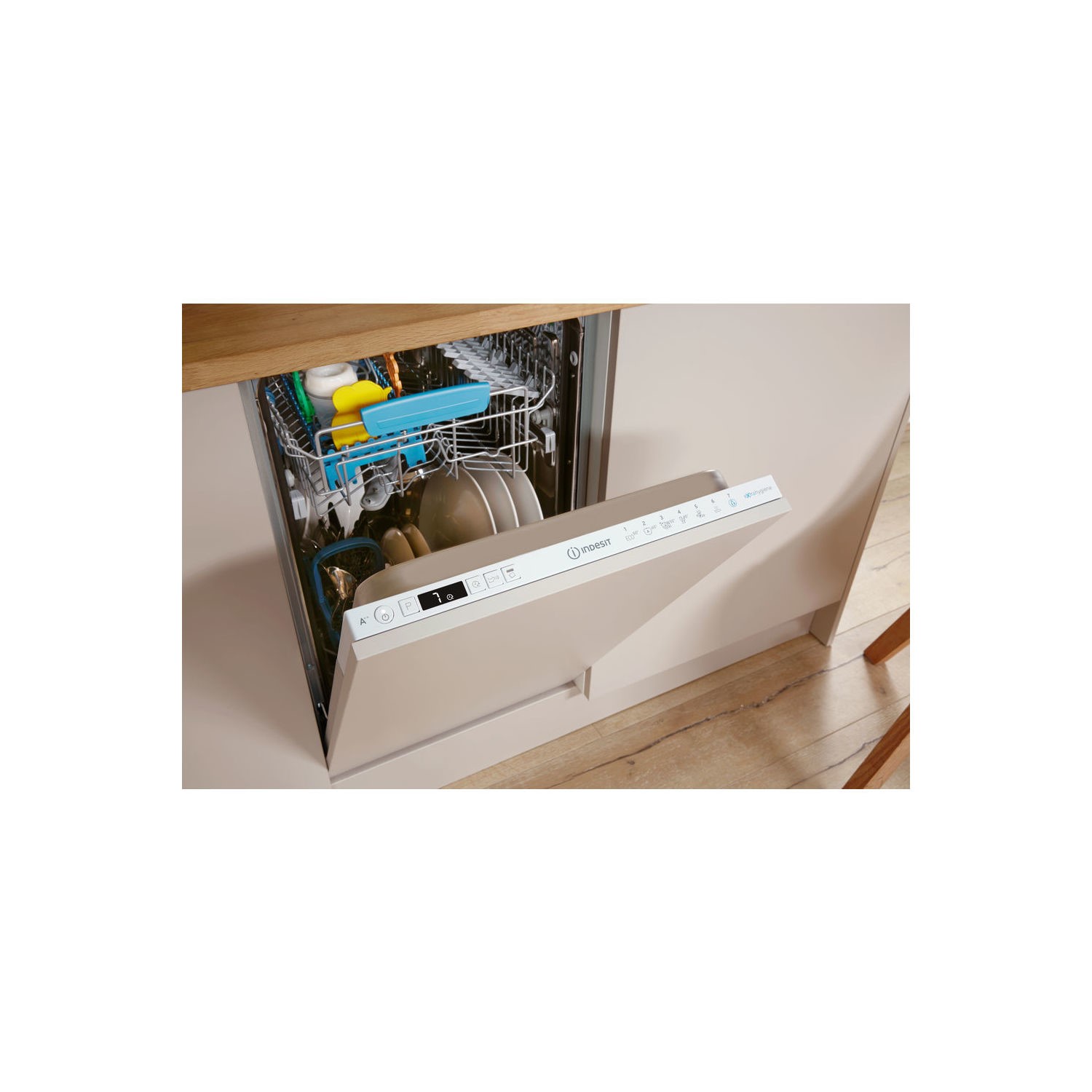 Indesit DISR57M96Z Slimline 10 Place Fully Integrated Dishwasher