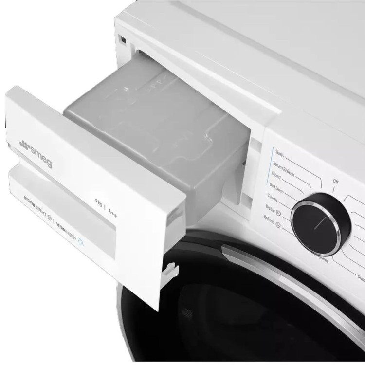 GRADE A2 - Smeg 9kg Heat Pump Tumble Dryer - White