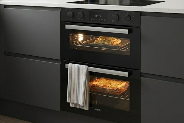 Hotpoint DUH10DB Built Under Electric Double Oven - Black