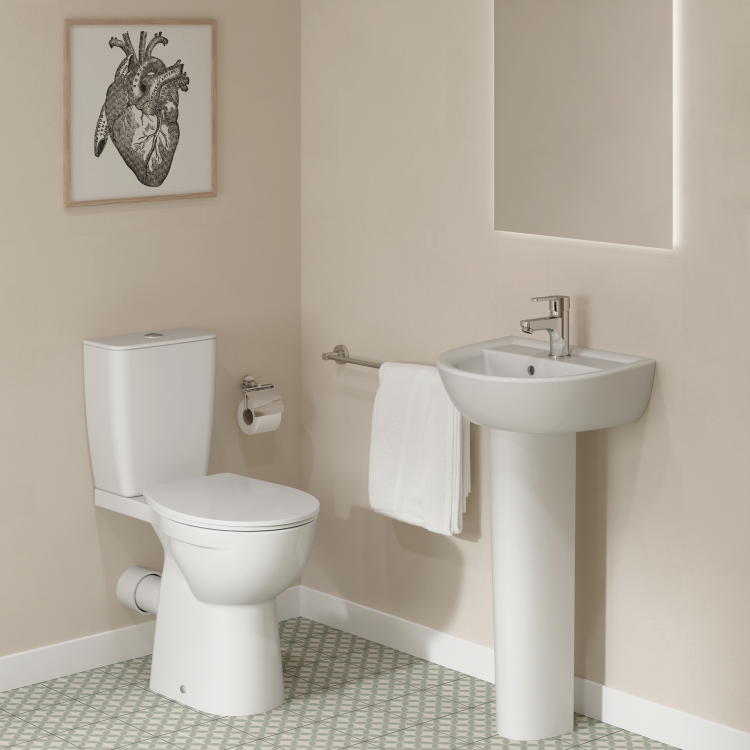 Ideal Standard Eurovit+ Close Coupled Toilet with Soft Close Seat