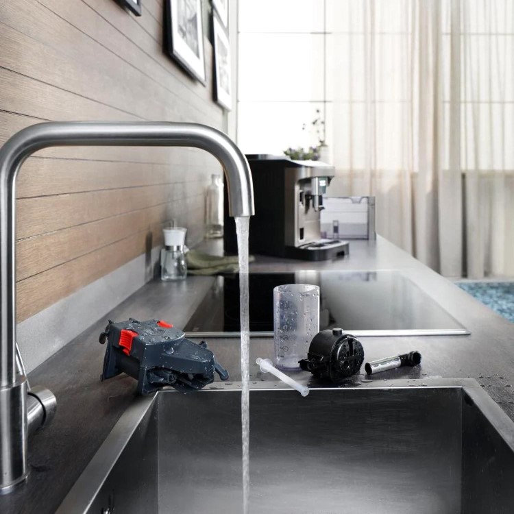 De’Longhi ECAM290.83.TB Magnifica Evo Bean-to-Cup Coffee Machine – Black & Titanium Milk Frother & Touch Display