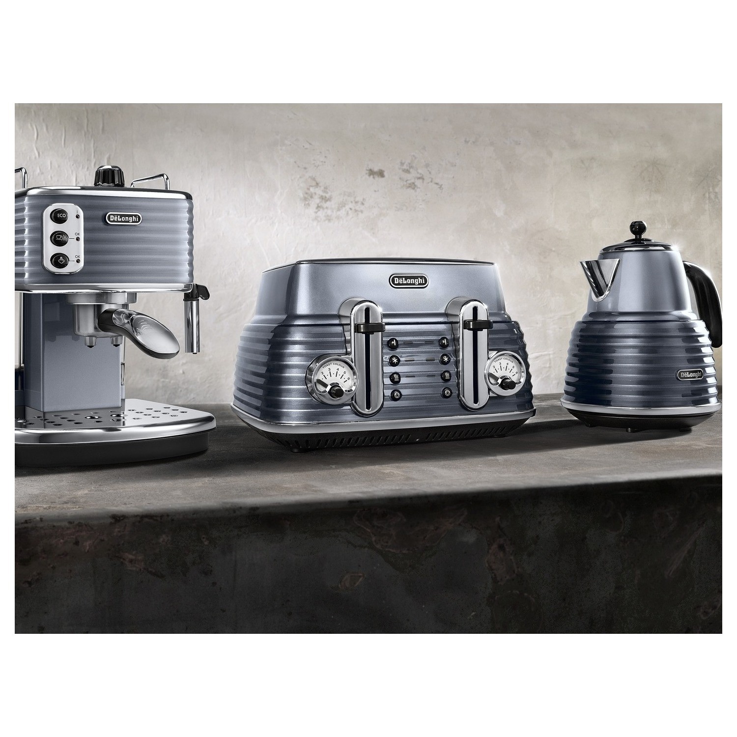 De Longhi ECZ351.GY Scultura Espresso Coffee Machine Grey