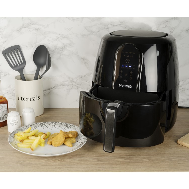 electriQ Digital Health Air Fryer XXL 5.2L 1800W with Digital Controls and Divider