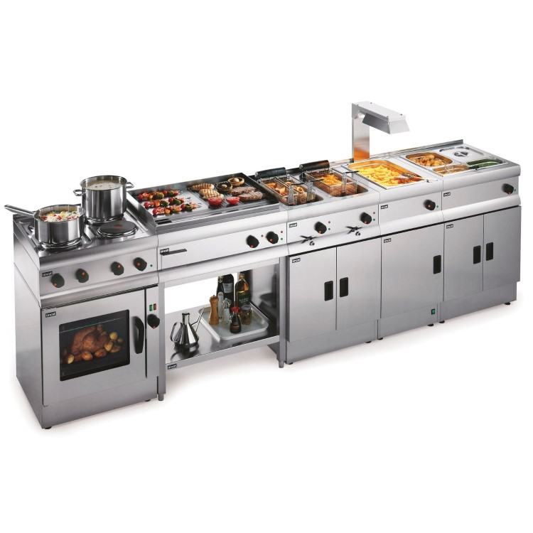 Lincat Silverlink 600 ESLR9C Electric 6 Plate Fan Assisted Oven Range - 3 Phase with Rear Castors