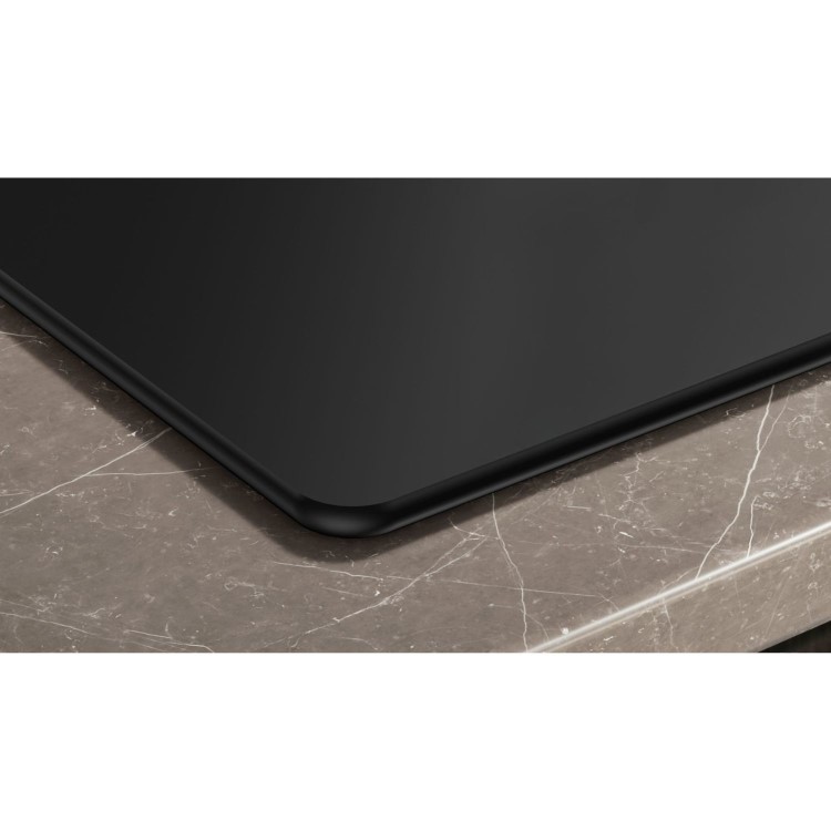 Siemens iQ700 80cm 4 Zone Induction Hob with Integrated Ventilation System