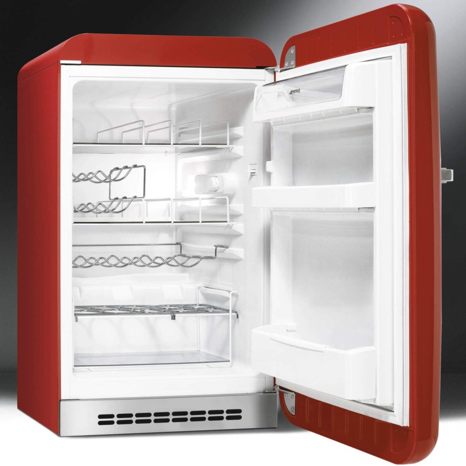 Smeg FAB10HRR 55cm Wide Retro Style Right Hinge Freestanding Larder