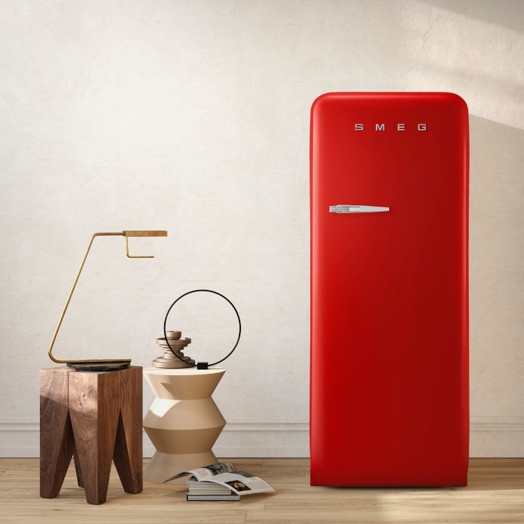 Smeg 244 Litre Fifties Style Right Hand Hinge Freestanding Fridge With Ice Box – Red
