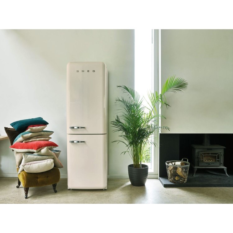 Smeg 331 Litre Fifties Style Right Hand Hinge 60/40 Freestanding Fridge Freezer - Cream