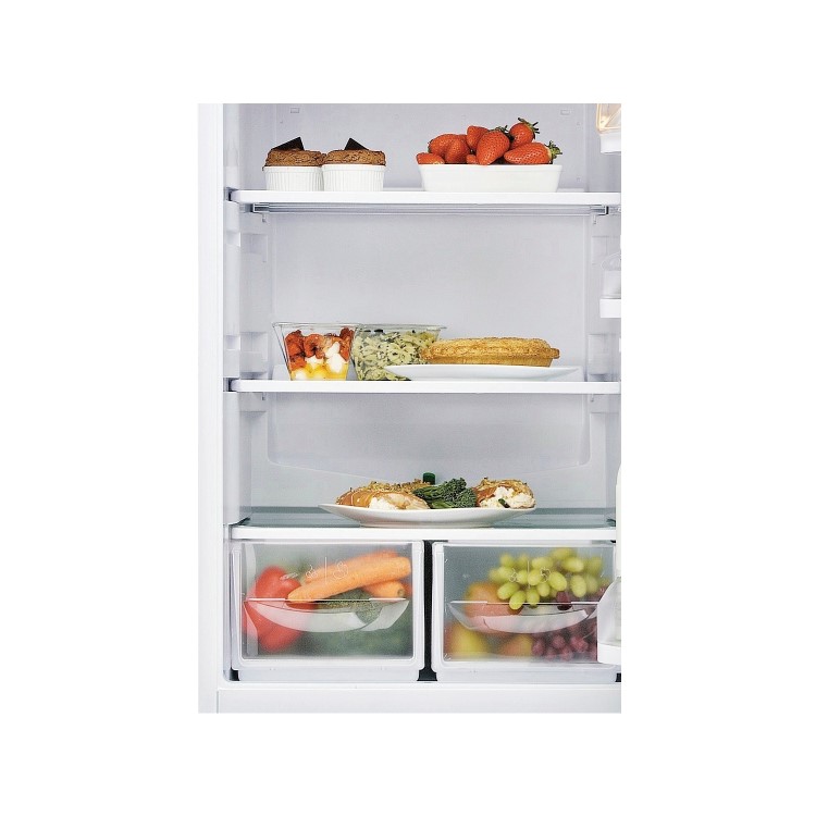 GRADE A3 - Hotpoint FFAA52P Frost Free Ice Diamond Freestanding Fridge Freezer Polar White