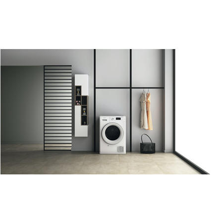 Whirlpool 6th sense 8kg Heat Pump Tumble Dryer - White