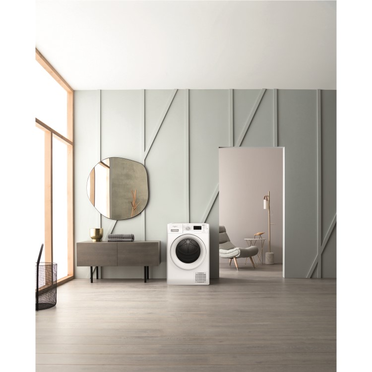 Whilrpool Freshcare+ 9kg Heat Pump Tumble Dryer - White
