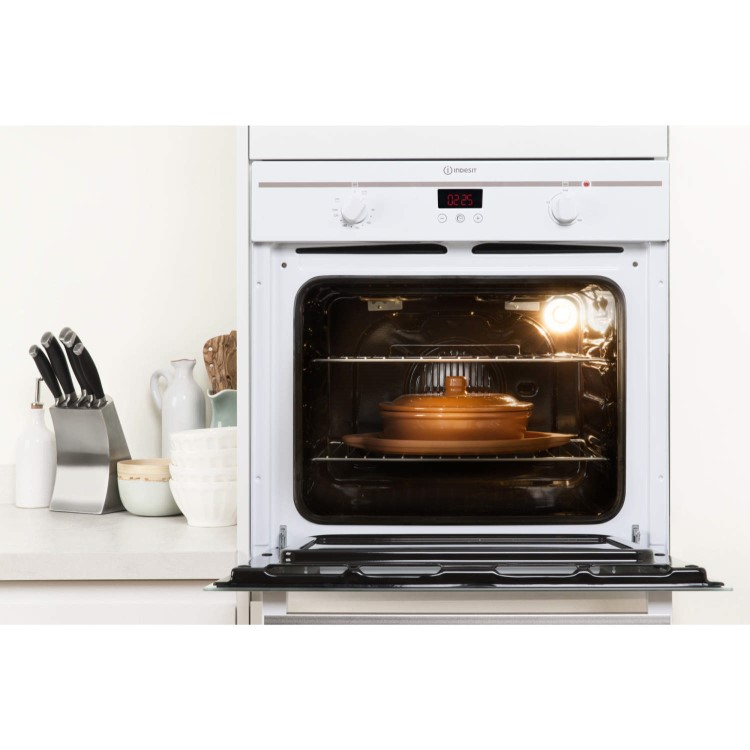 Indesit FIM33KAWH Fanned Electric Built In Single Oven with Programmable Timer in White
