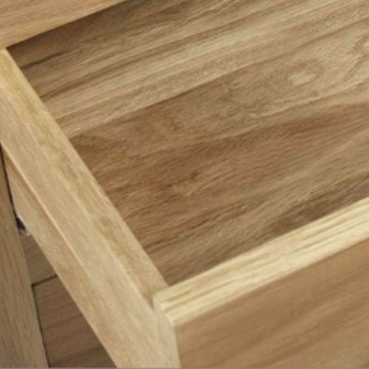 Heritage Furniture UK Laguna Oak 4 Drawer TV Cabinet 