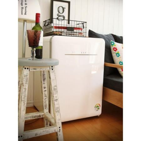 Daewoo FR080RC Retro Style Fridge Cream-white