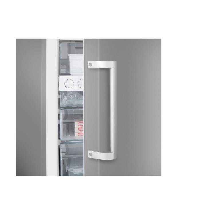 Refurbished Hisense FV306N4BC11 Freestanding 235 Litre Frost Free Fridge Freezer