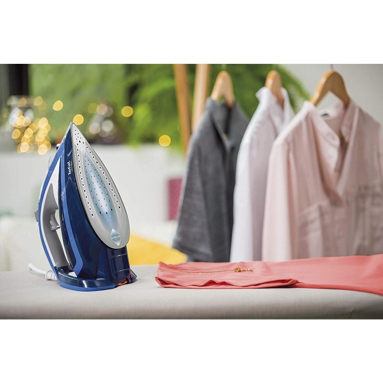 Refurbished Tefal FV5670 Turbo Pro Anti Scale Steam Iron Blue