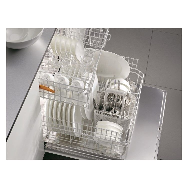 Miele G4940BKWH Energy Efficient 13 Place Freestanding Dishwasher - White
