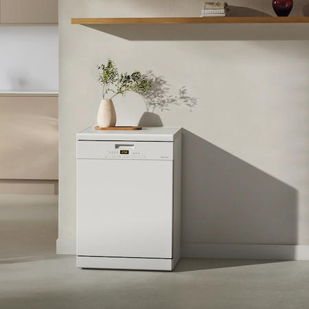 Miele Active G 14 Place Settings Freestanding Dishwasher - White