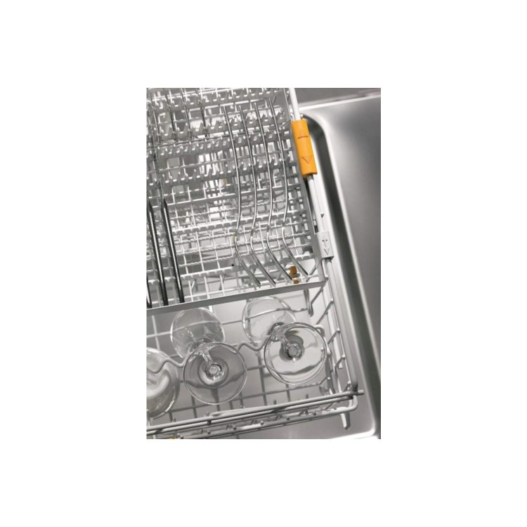 Miele G6200SC 13 Place Freestanding Dishwasher With 3D Cutlery Tray Brilliant White