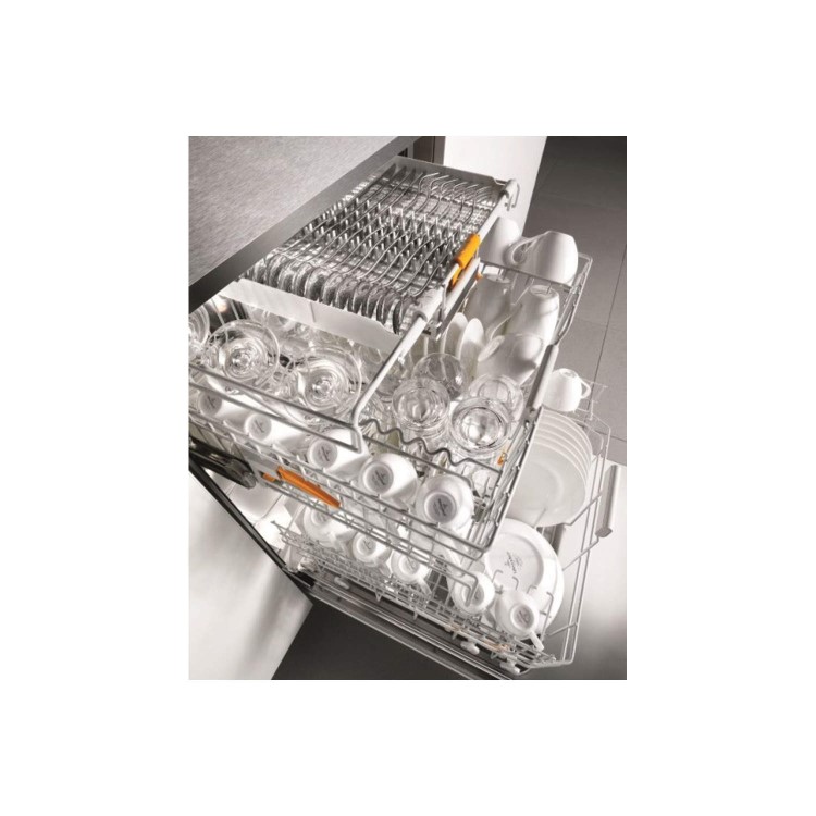 Miele G6200SC 13 Place Freestanding Dishwasher With 3D Cutlery Tray Brilliant White