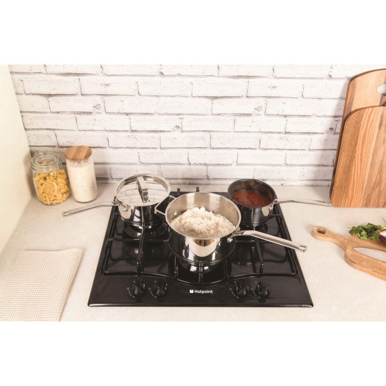 Hotpoint GC640BK Four Burner 60cm Gas Hob - Black