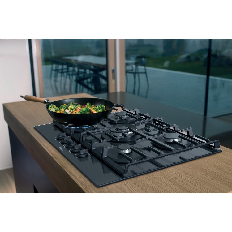 Refurbished Hisense GG773B 75cm 5 Burner Gas on Glass hob Black