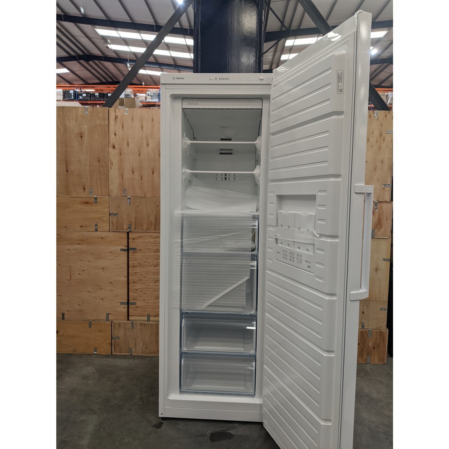Refurbished Bosch Serie 4 GSN33VWEPG Freestanding 225 Litre Freezer
