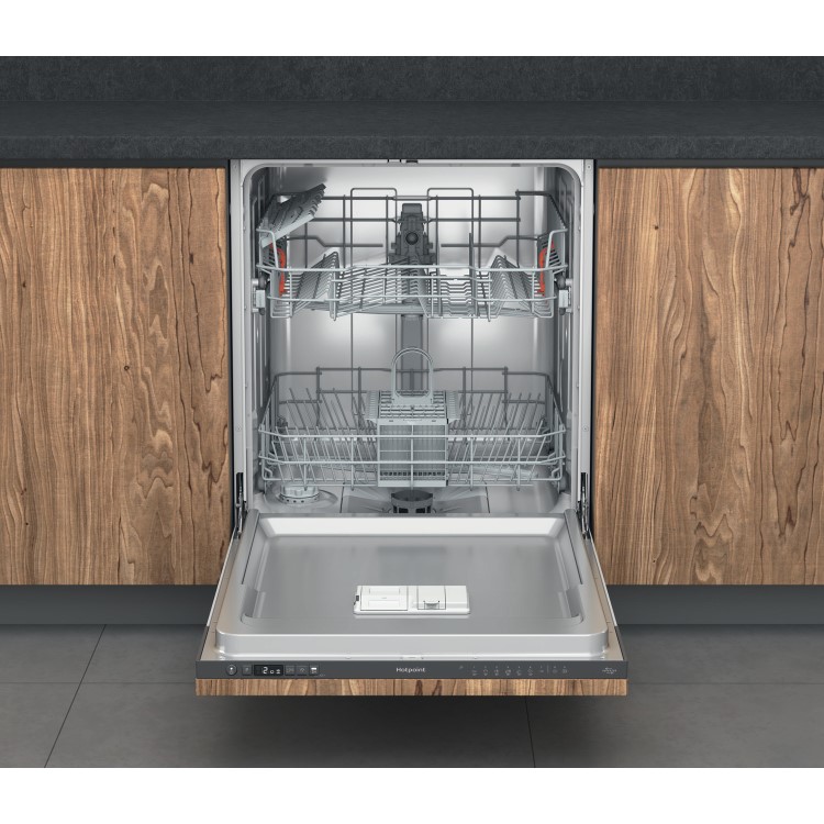Refurbished Hotpoint H2IHD526BUK 14 Place Fully Integrated Dishwasher