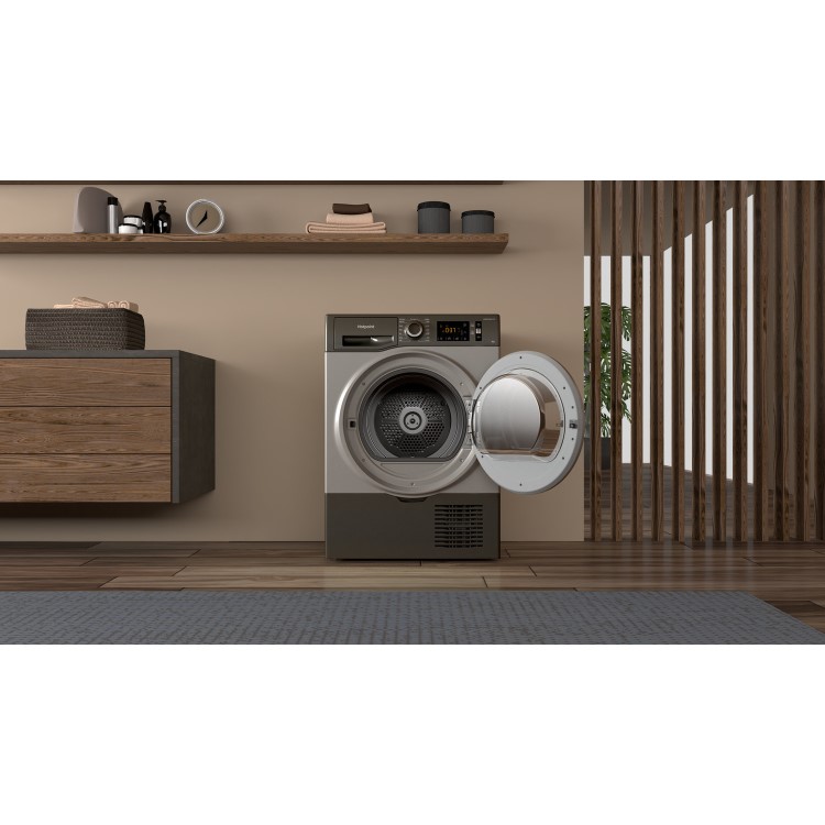 Refurbished Hotpoint H3D81GSUK Freestanding Condenser 8KG Tumble Dryer Graphite
