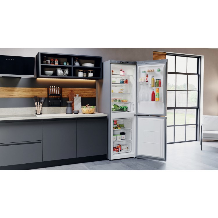 Refurbished Hotpoint H3X81ISX Freestanding 335 Litre 60/40 Frost Free Fridge Freezer Saturn Steel