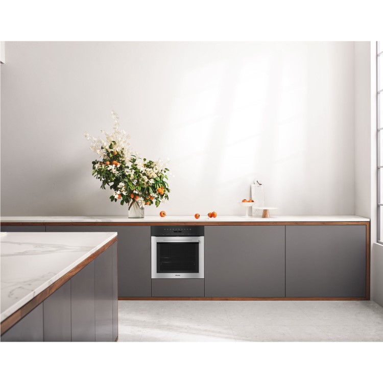 Miele ContourLine Single Oven with Pyrolytic Cleaning - Clean Steel