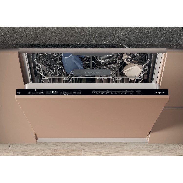 Hotpoint Maxi Space Integrated Dishwasher - B-Rated Black Control Panel