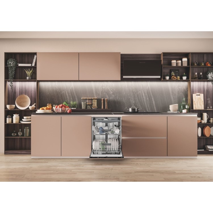 Hotpoint Maxi Space Integrated Dishwasher - C-Rated Black control panel