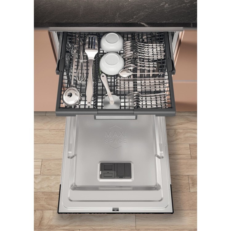 Refurbished Hotpoint H7IHP42LUK 15 Place Fully Integrated Dishwasher