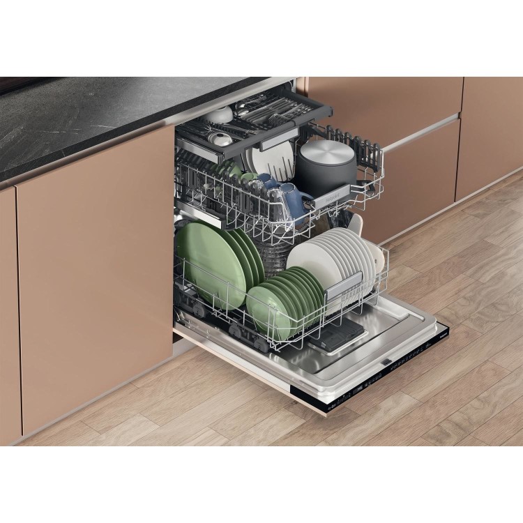 Refurbished Hotpoint H7IHP42LUK 15 Place Fully Integrated Dishwasher