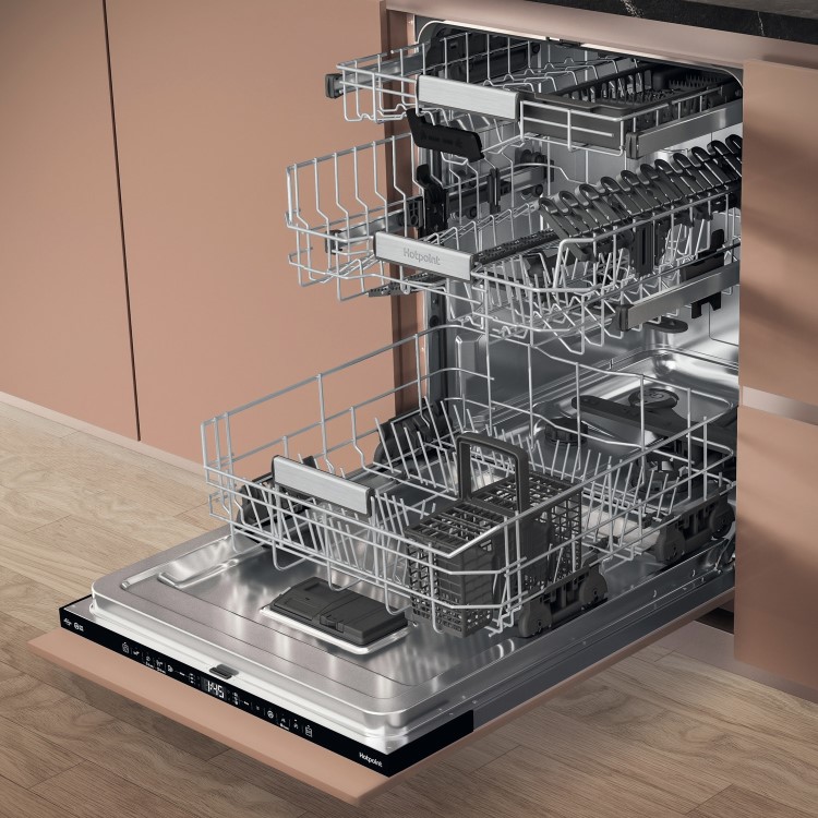 Hotpoint Hydroforce Integrated Dishwasher - B-Rated, Black control panel