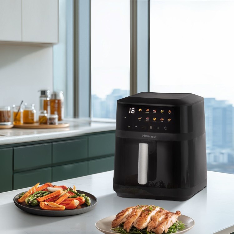 Hisense HAF1800DCDUK 6.3L Air Fryer with Touch Colour Display - Black