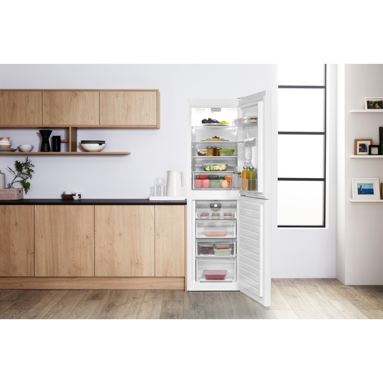 Refurbished Hotpoint HBNF55182WAQUAUK Freestanding 344 Litre 50/50 Frost Free Fridge Freezer White