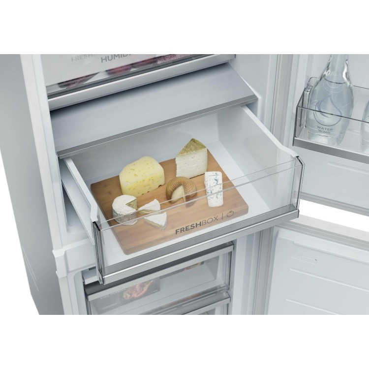 Haier Series 6 284 Litre 70/30 Integrated Fridge Freezer
