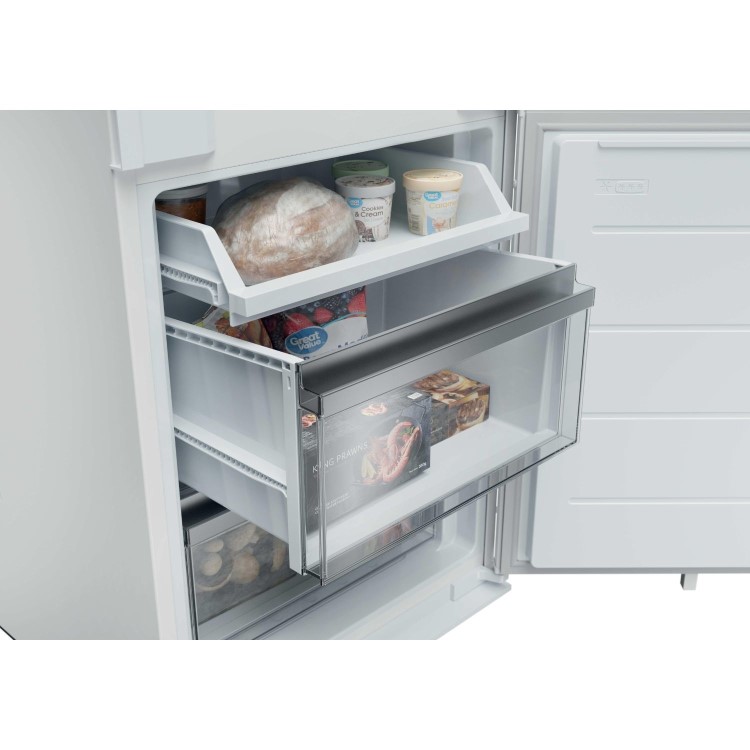 Haier Series 6 284 Litre 70/30 Integrated Fridge Freezer