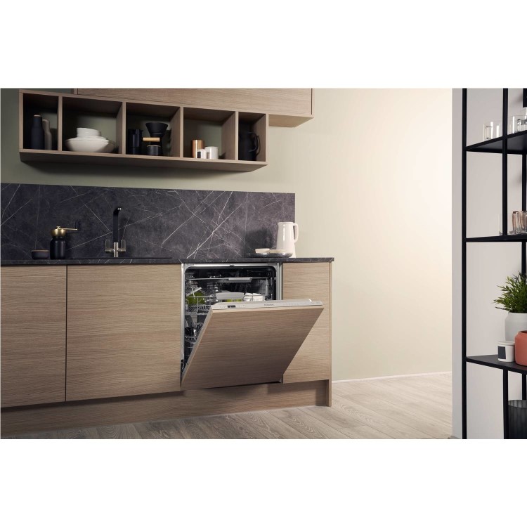 GRADE A2 - HOTPOINT HEIC3C26C Ecotech 14 Place Fully Integrated Dishwasher