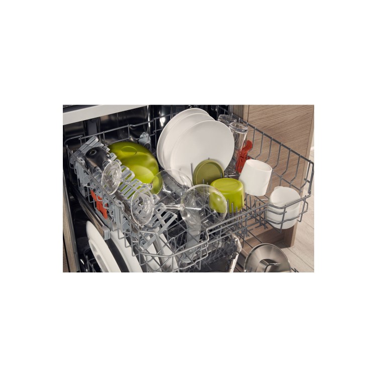Refurbished Hotpoint Aquarius HFC2B19XUKN 13 Place Freestanding Dishwasher Silver
