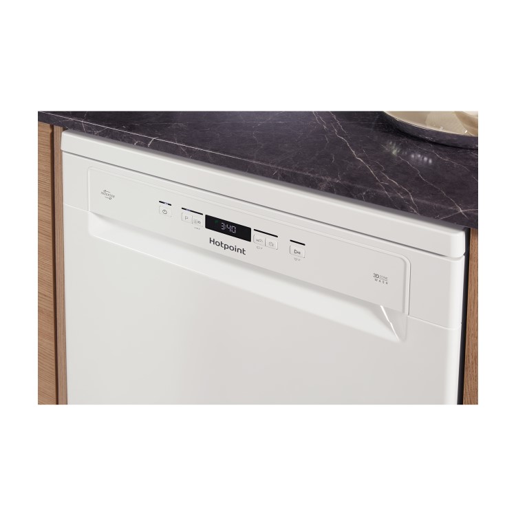 Hotpoint HFO3C22WF 14 Place Extra Efficient Freestanding Dishwasher -White