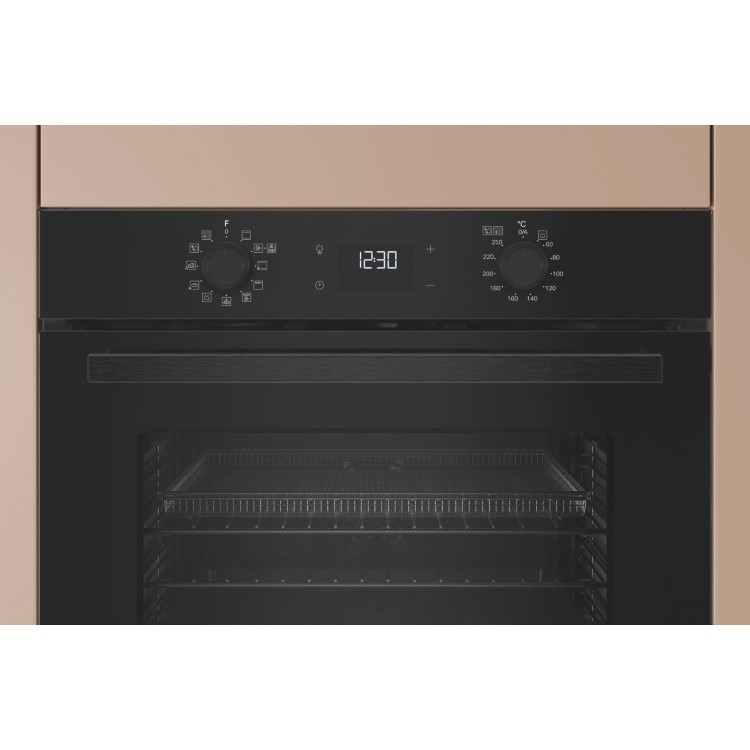 Hotpoint Class 2 Electric Fan Assisted Single Oven with Air Fry - Black