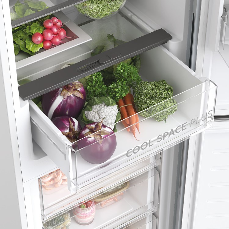 Hoover 341 Litre 70/30 Freestanding Fridge Freezer - Silver